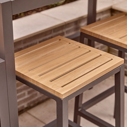 Sanctuary Outdoor Kitchen Bar Table and Bar Stools