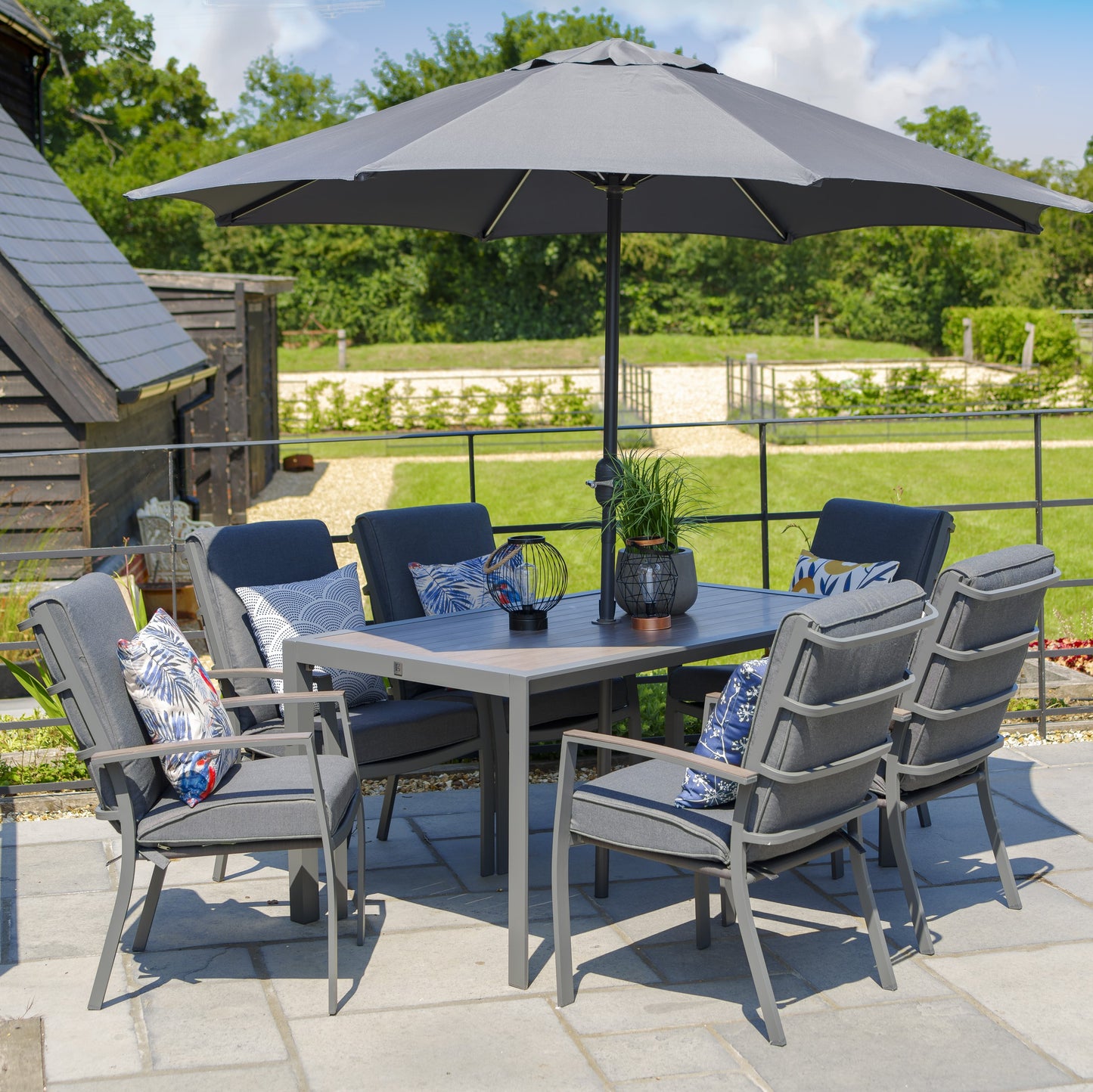 Milano 6 Seat Set with Highback Armchairs and 3.0m Parasol