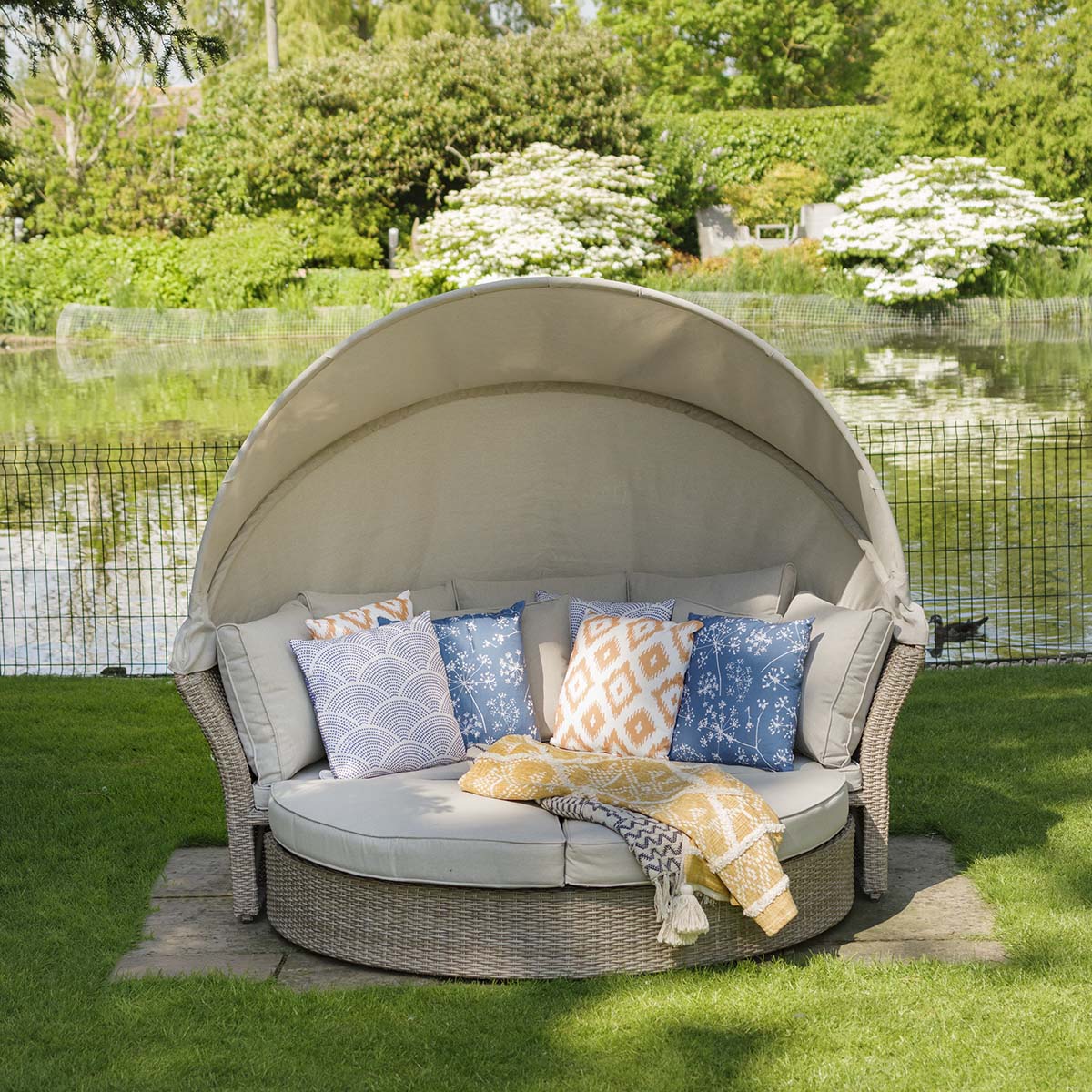 Monaco Sand Daybed