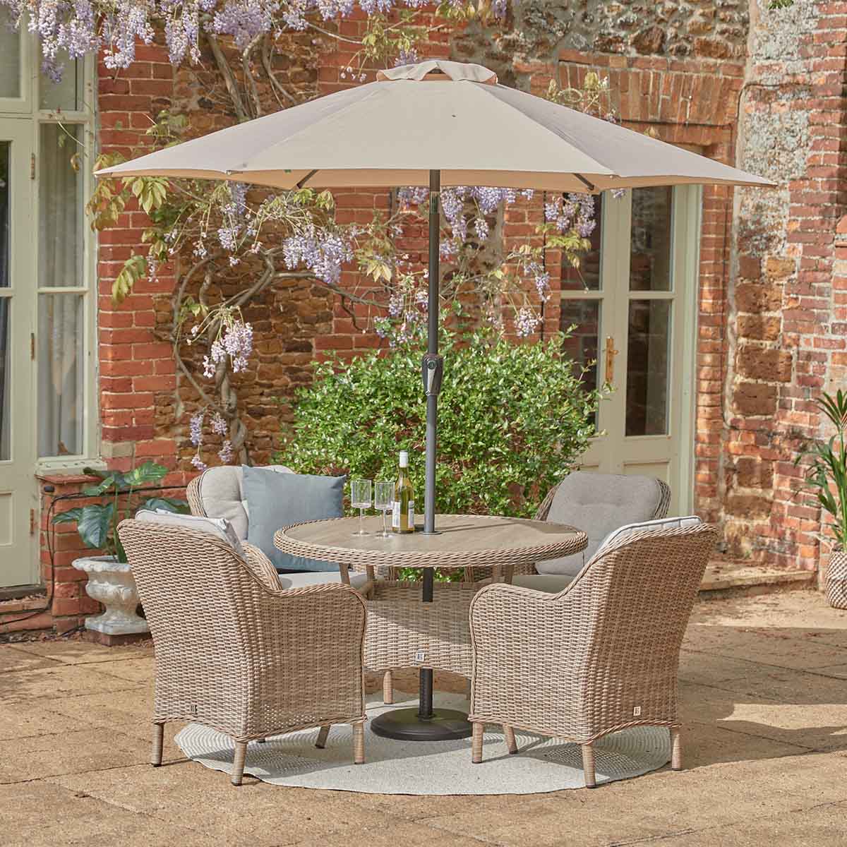 St Tropez Sand 4 Seat Dining Set with Deluxe 2.5m Parasol